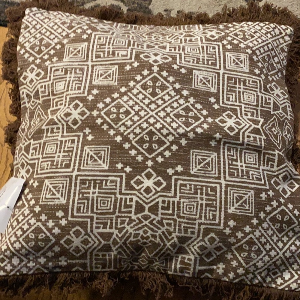 Thro handmade decorative pillow sham